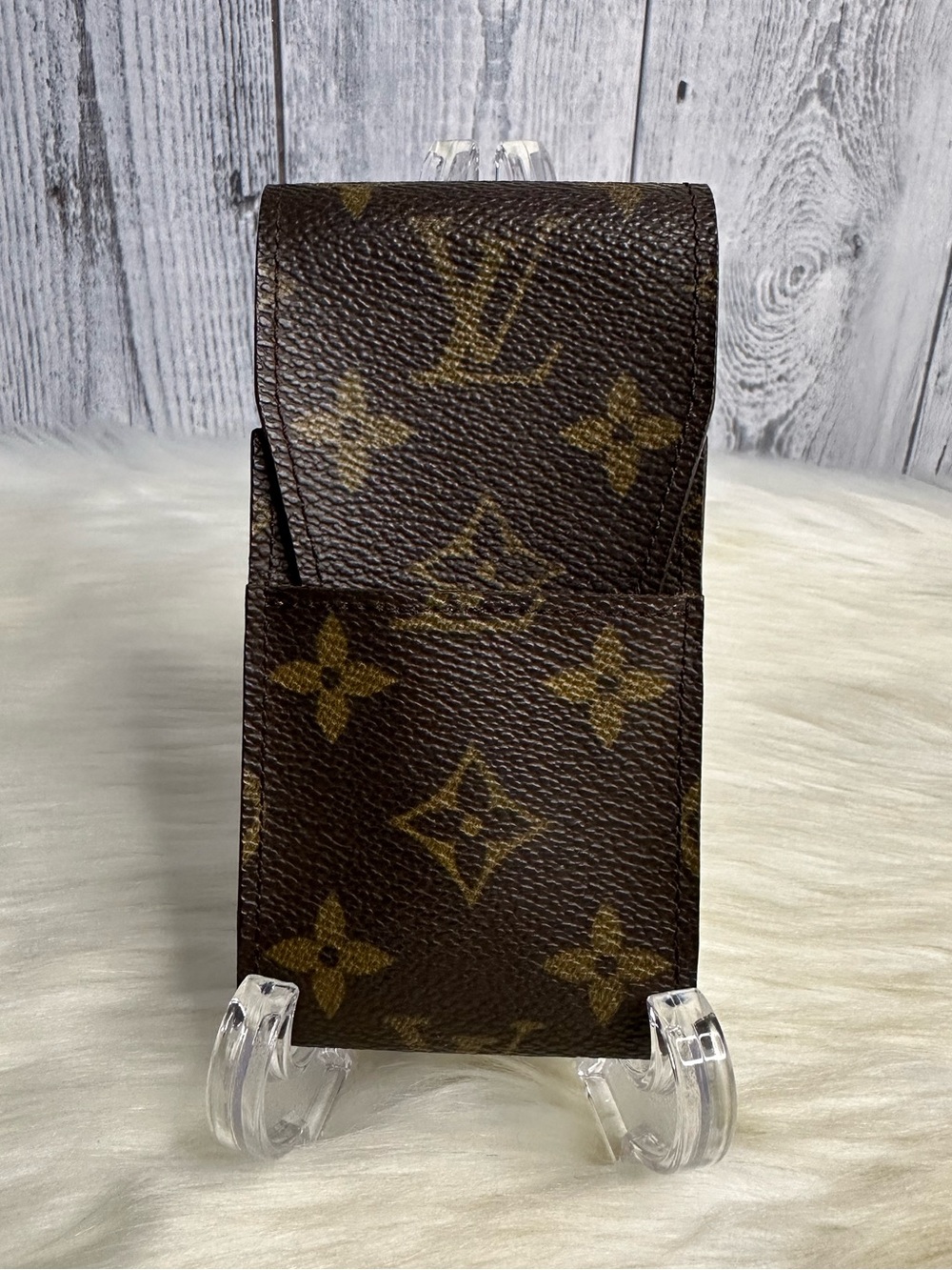 LOUIS VUITTON cigarette / cardholder in monogram